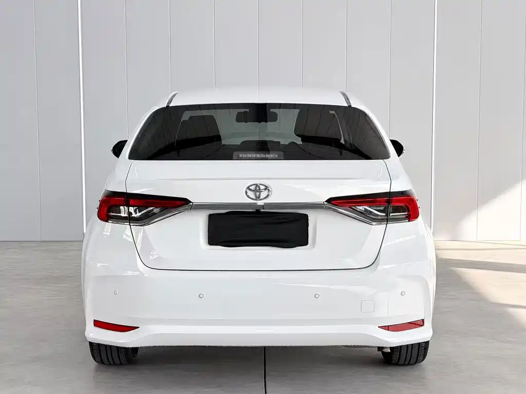Toyota Corolla — миниатюра 5