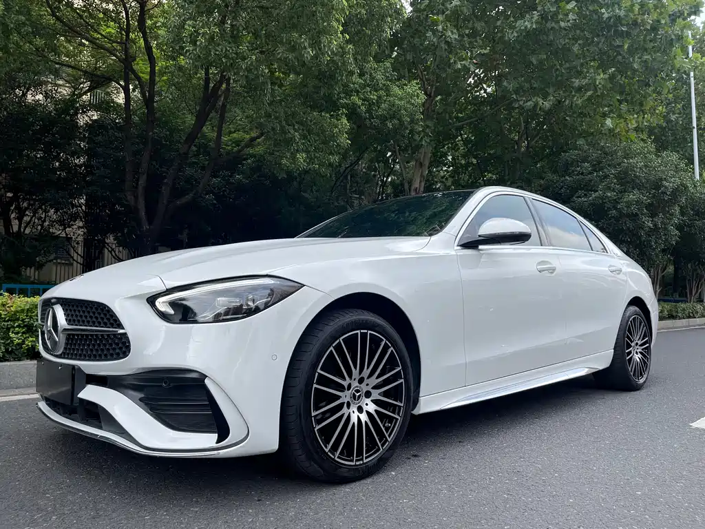 Mercedes-Benz C-Class — миниатюра 2
