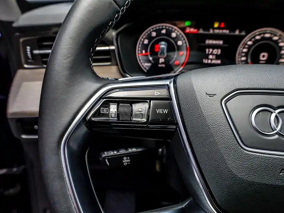 Audi Q6 — миниатюра 15