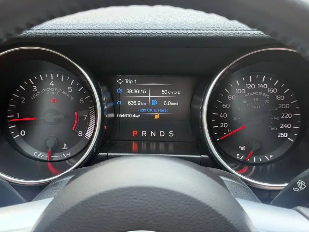 Ford Mustang — миниатюра 9