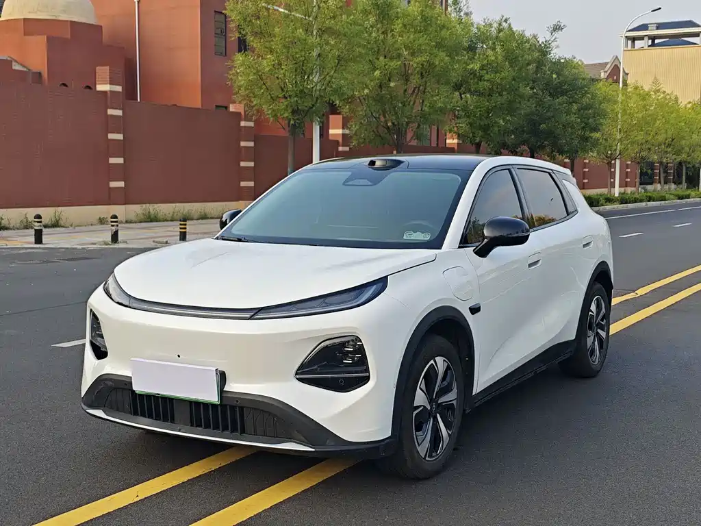 2026 Changan Nevo - zdjęcie 1 z 9