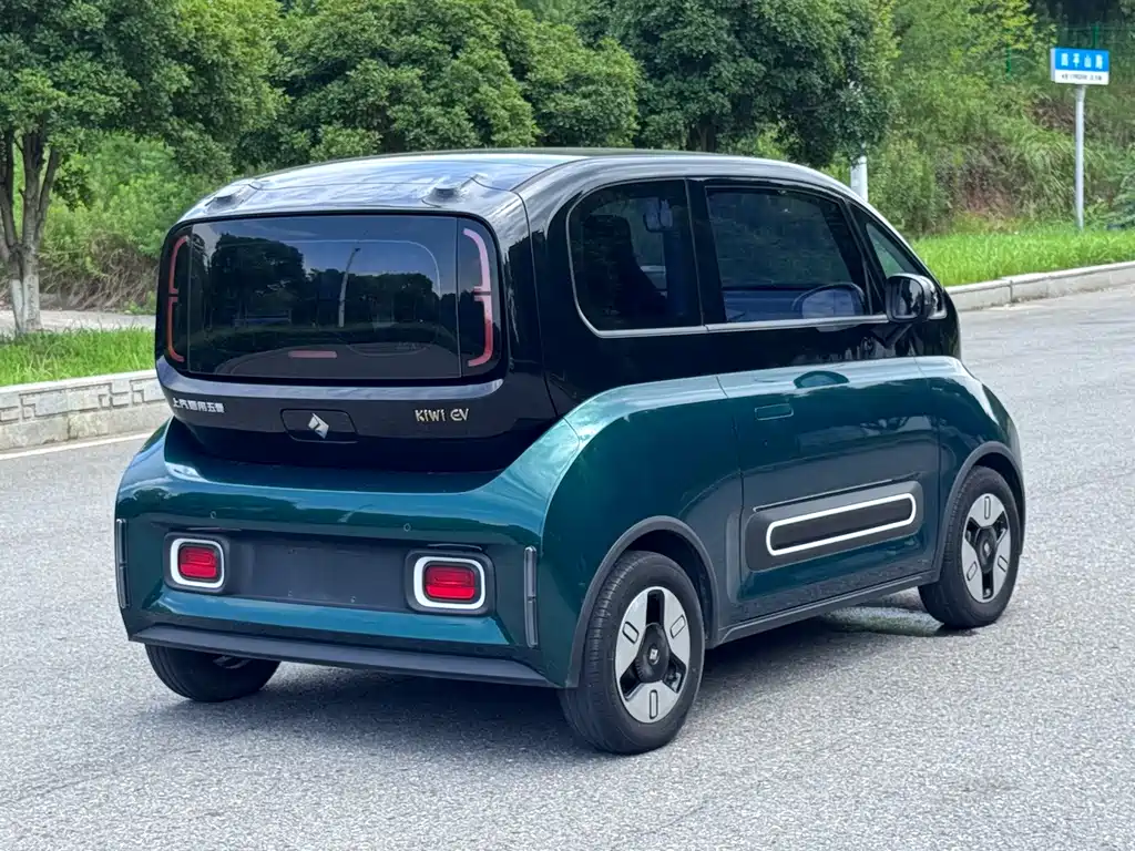 Baojun KiWi EV — миниатюра 12