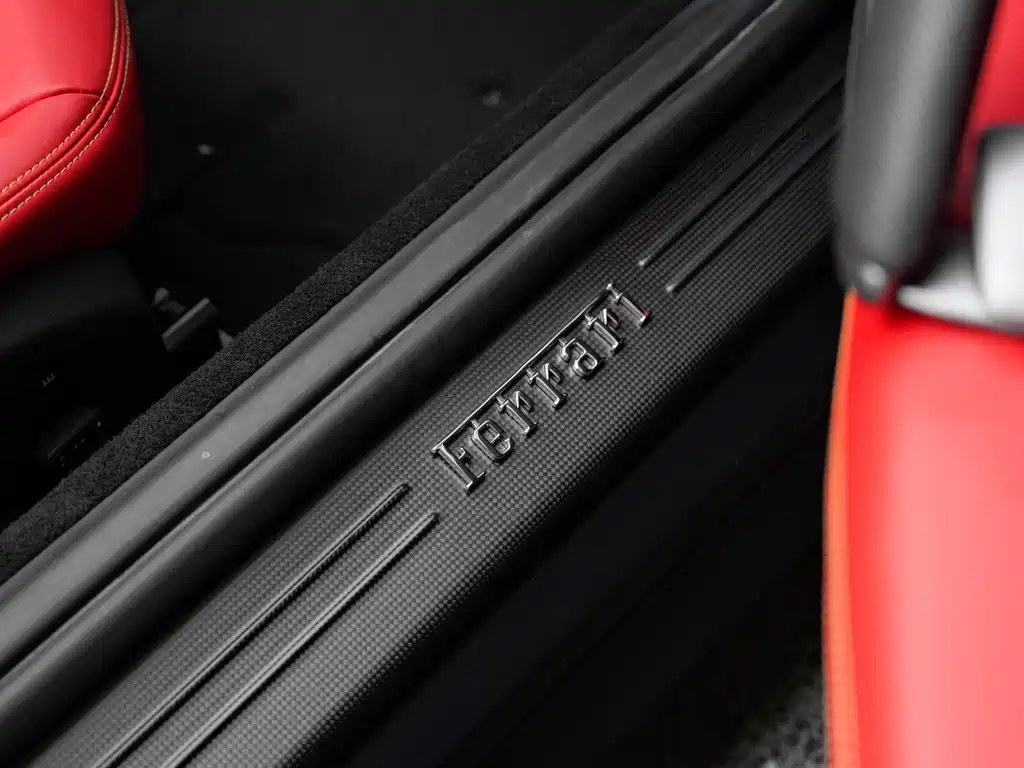 Ferrari 812 — миниатюра 16