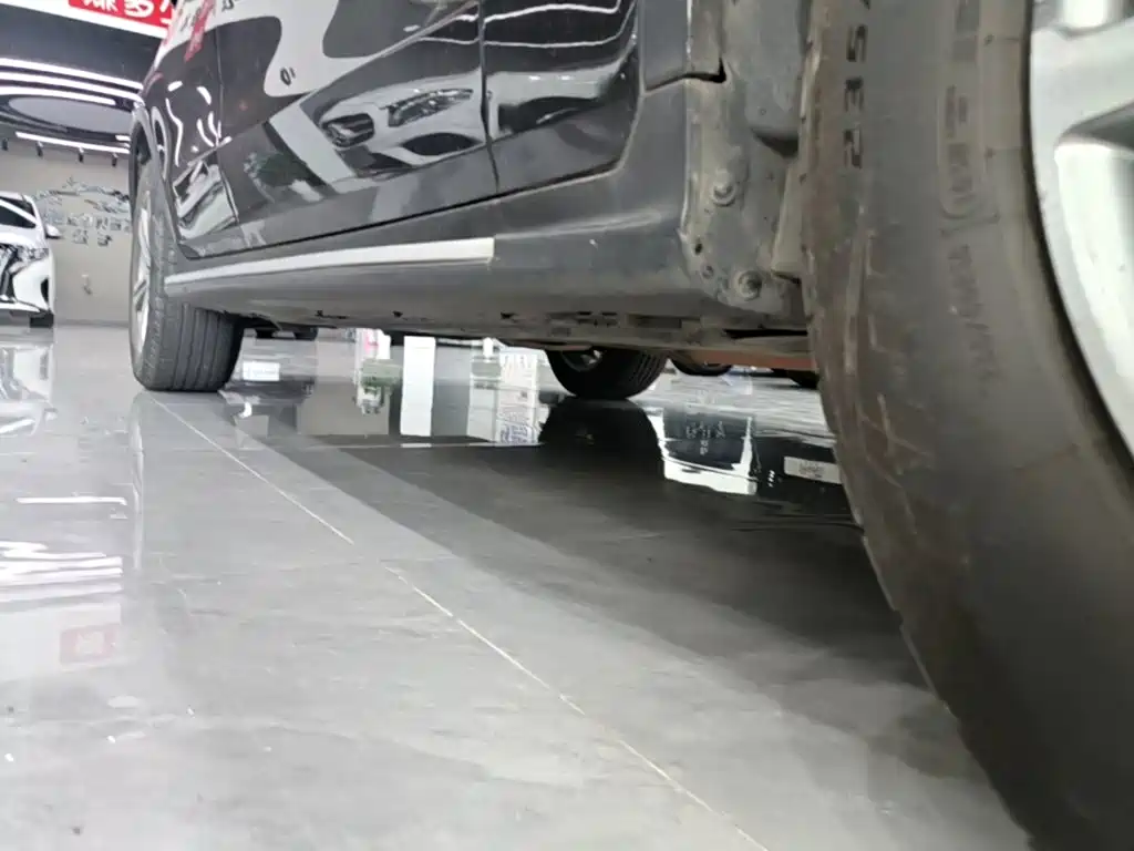 Mercedes-Benz GLC — миниатюра 21