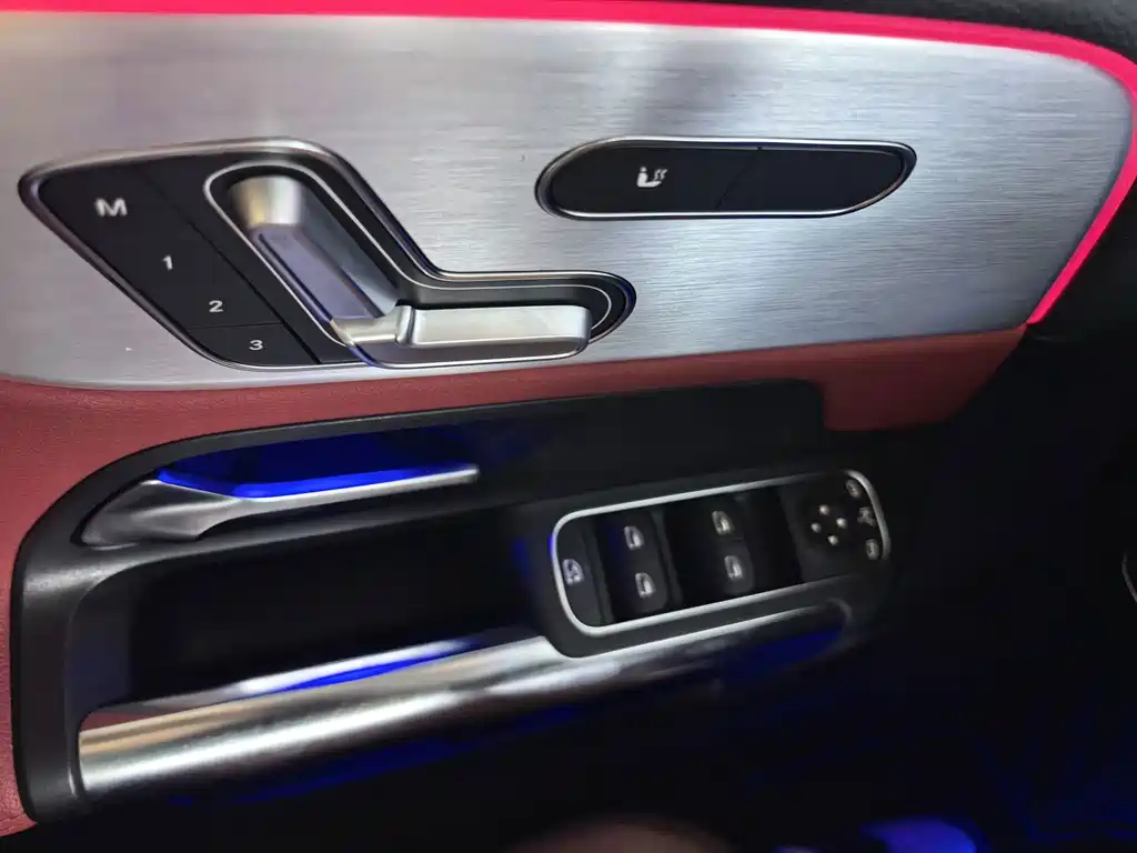 Mercedes-Benz GLA AMG — миниатюра 14