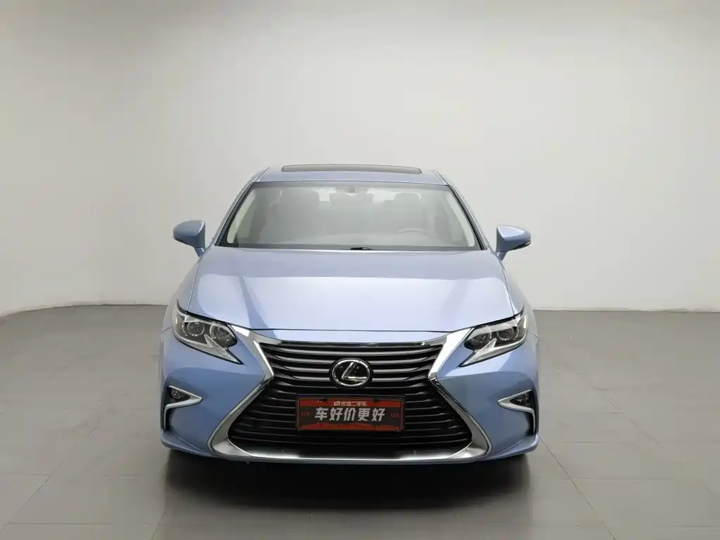 Lexus ES — миниатюра 3