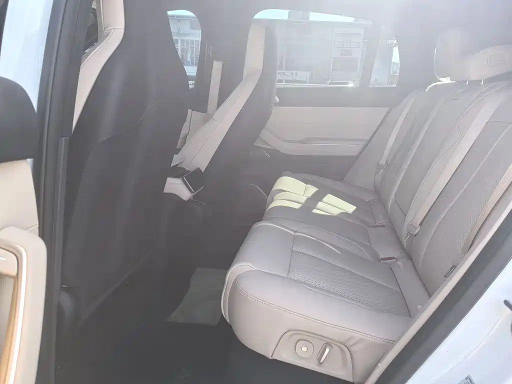 NIO EC7 2024 75kWh
