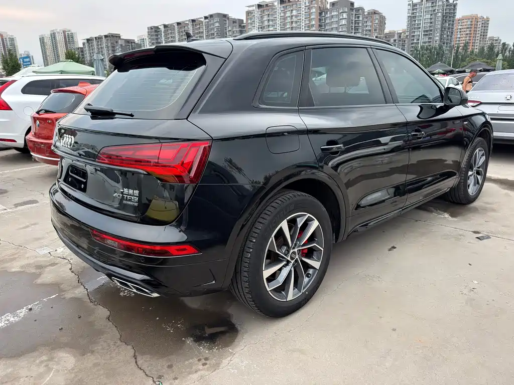 Audi Q5L — миниатюра 15