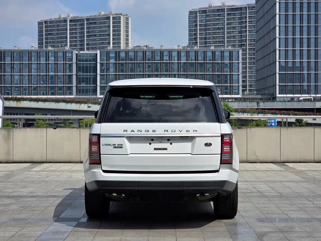 Land Rover Range Rover 2015 3.0 SC V6 Vogue SE Long Wheelbase