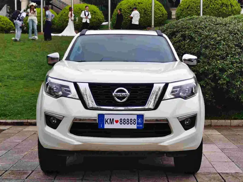 Nissan Terra — миниатюра 2