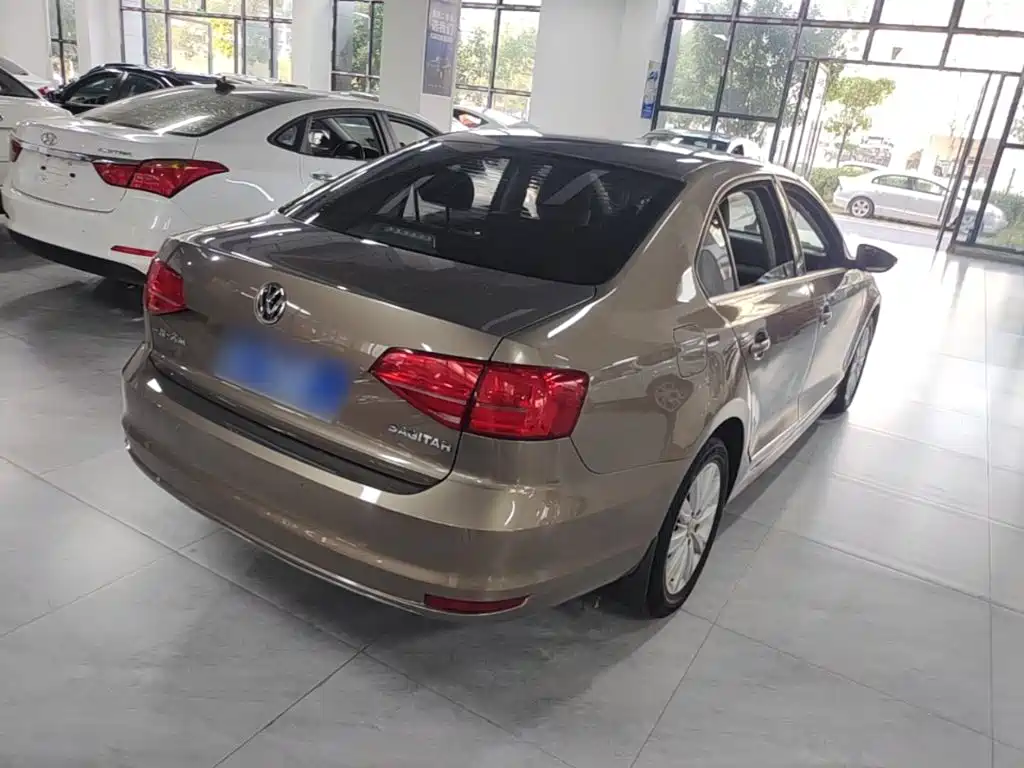 Volkswagen Sagitar — миниатюра 7