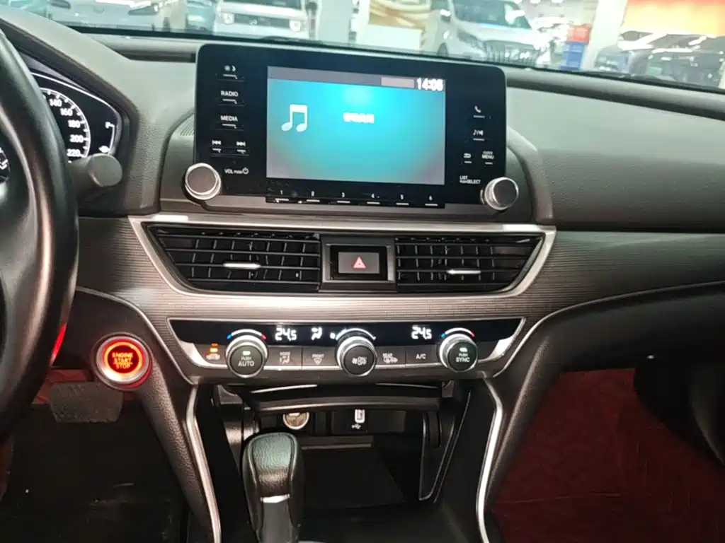 Honda Accord — миниатюра 13