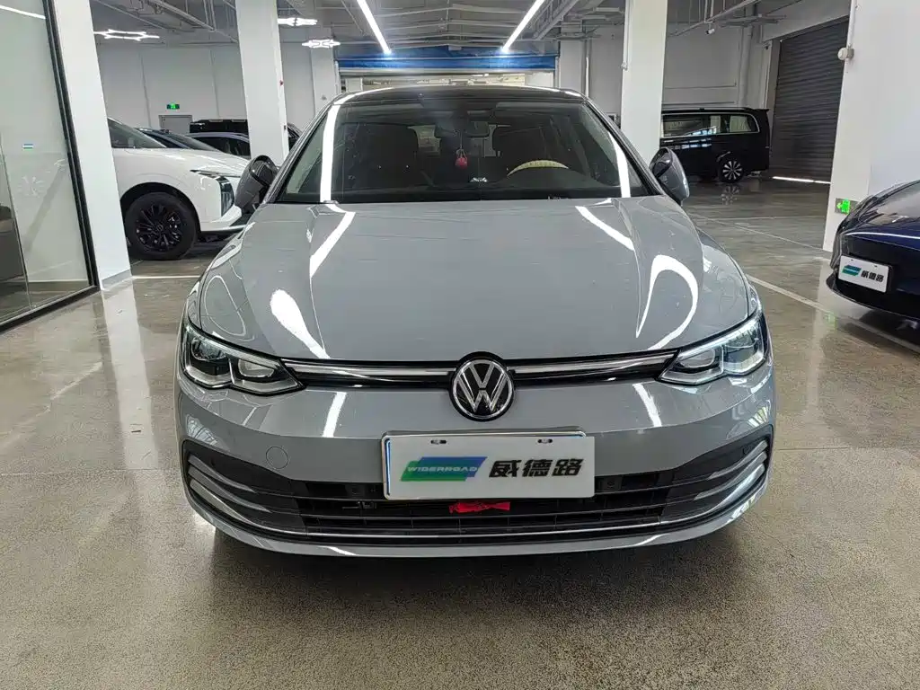 Volkswagen Golf — миниатюра 2