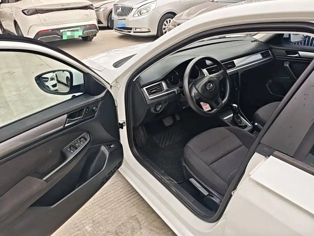 Volkswagen Bora — миниатюра 16