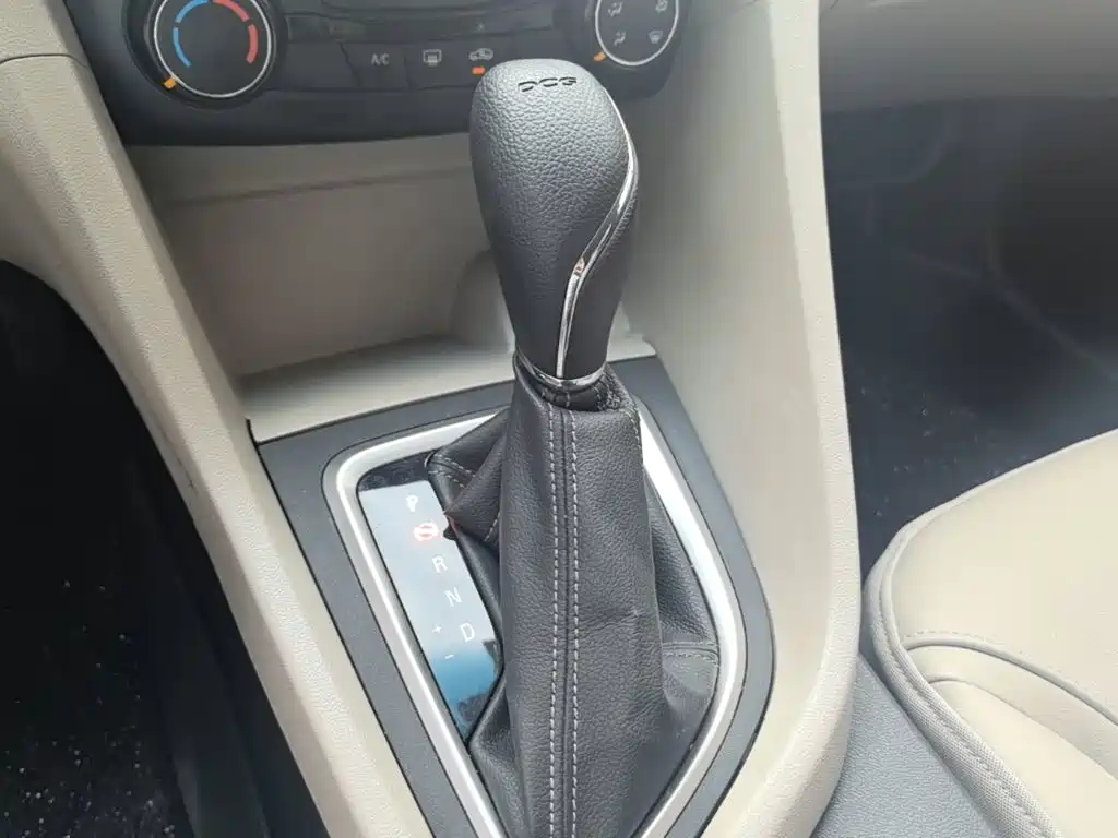 Buick Excelle — миниатюра 14