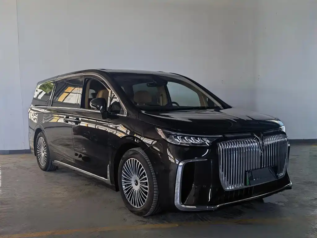 Voyah Dreamer PHEV 4WD Flagship Kunpeng Edition, фото 2