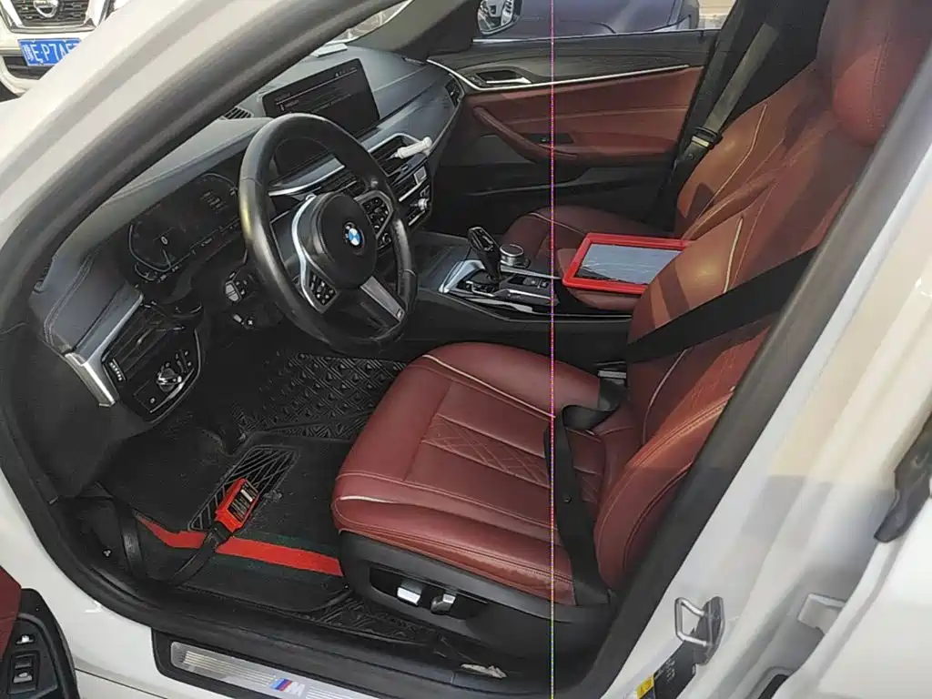 BMW 5 Series New Energy — миниатюра 15