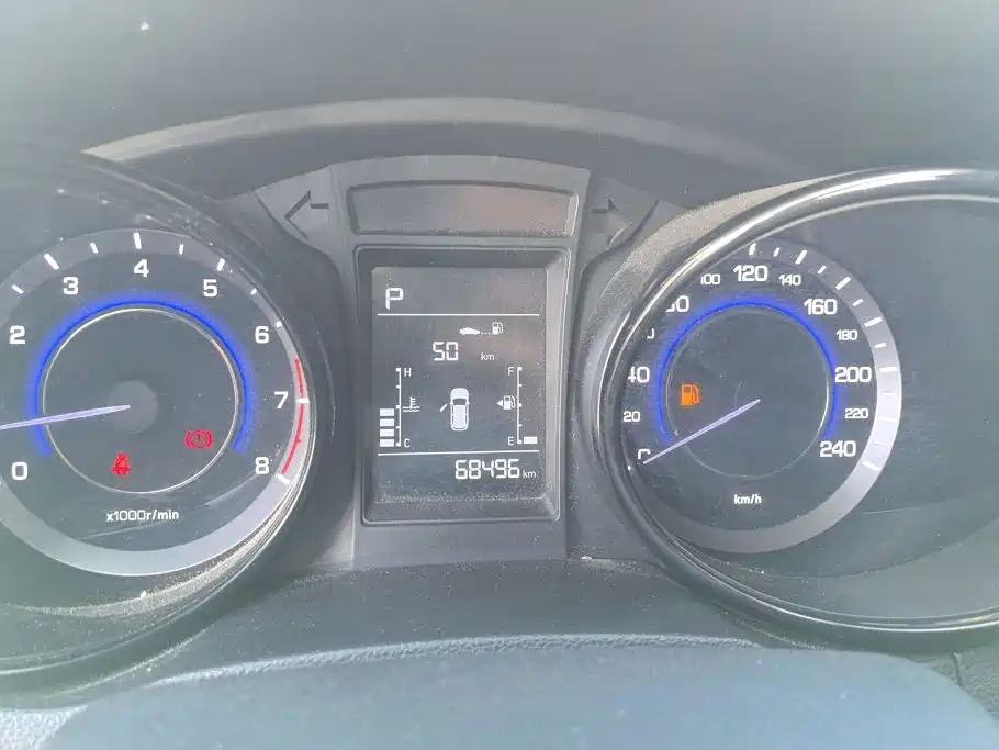 Changan CS15 — миниатюра 14