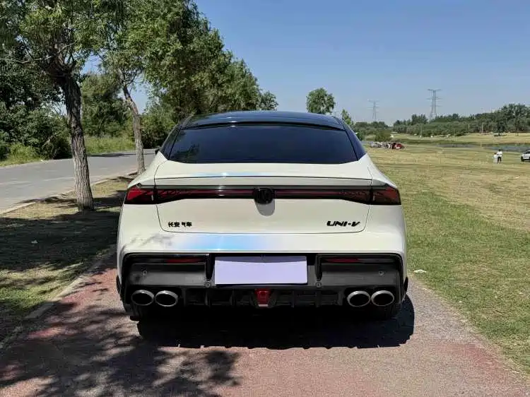 Changan UNI-V — миниатюра 7