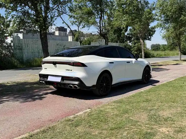 Changan UNI-V — миниатюра 6