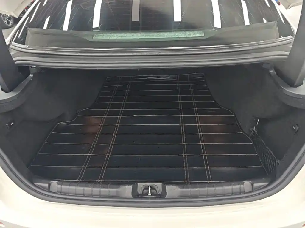 Maserati Ghibli — миниатюра 19