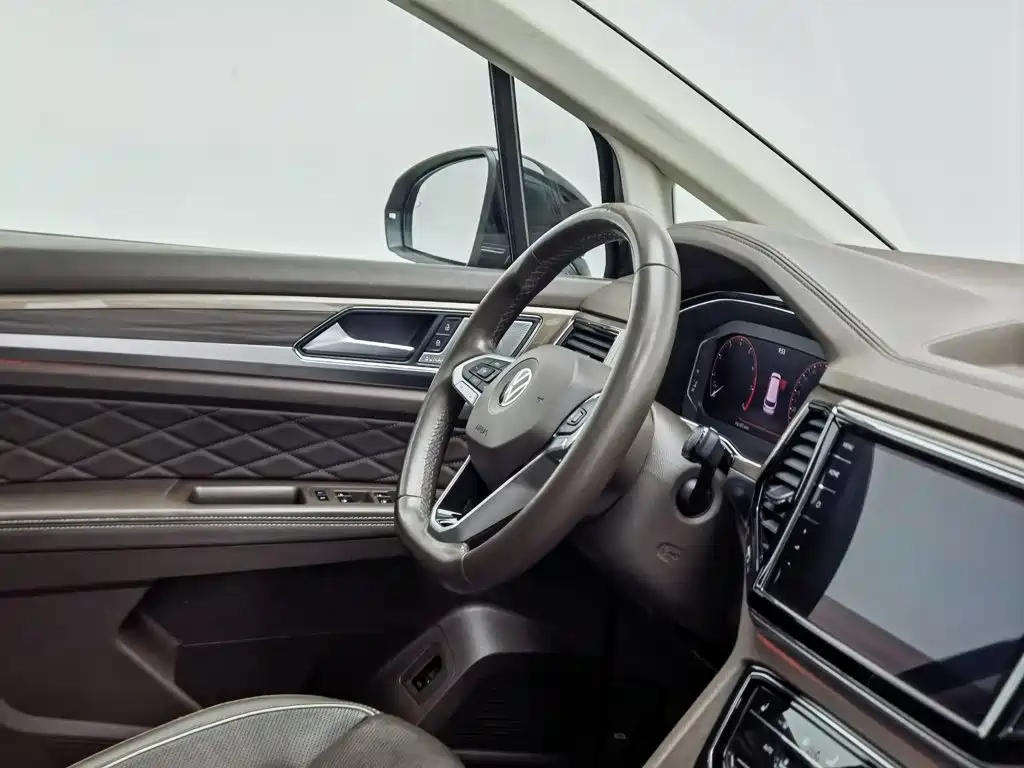 Volkswagen Viloran — миниатюра 22
