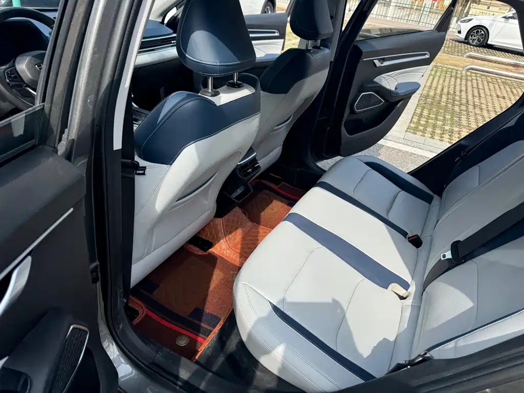 GEELY AUTOMOBILE EMGRAND