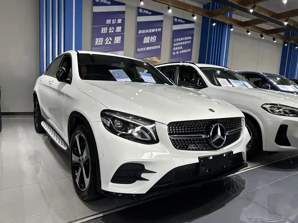 Mercedes-Benz GLC Coupe GLC 200 4MATIC Coupe SUV, фото 2