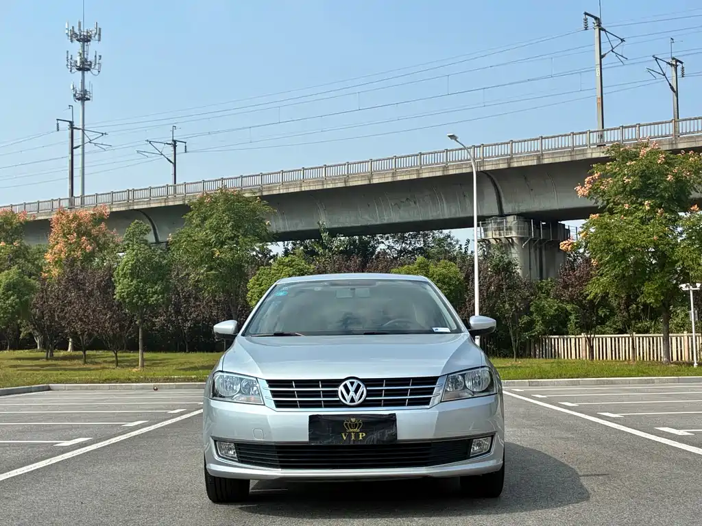 Volkswagen Lavida — миниатюра 2