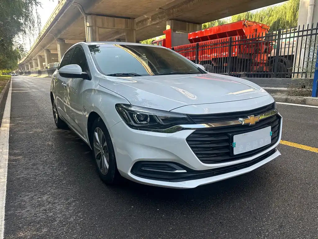 Chevrolet Monza — миниатюра 3