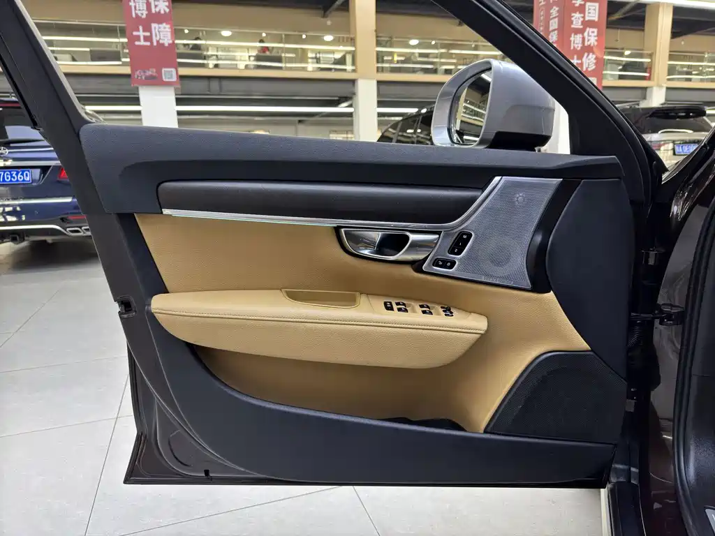Volvo V90 — миниатюра 8