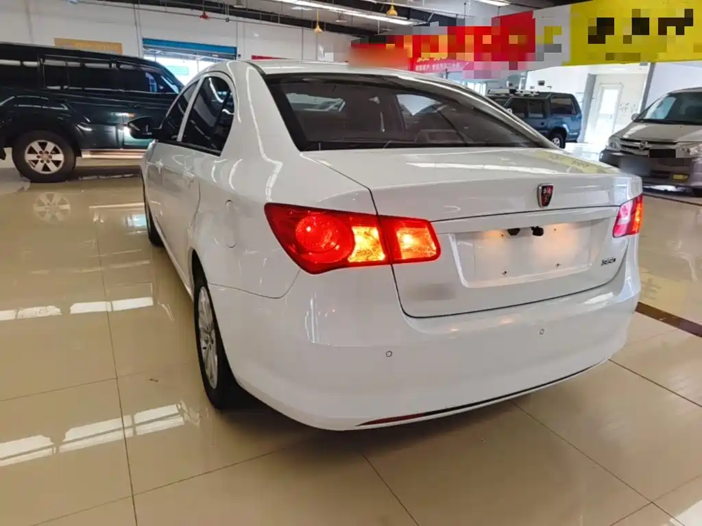 Roewe 350 — миниатюра 5