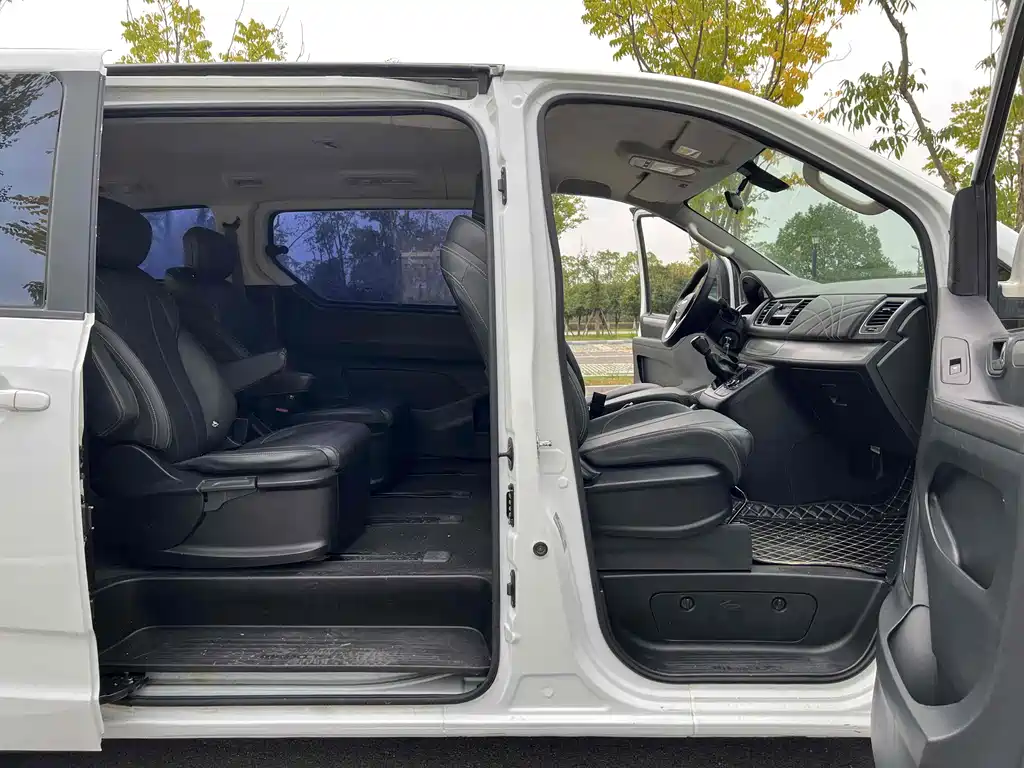 SAIC MAXUS CHASE G10