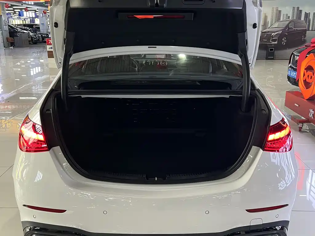 Mercedes-Benz C-Class C 2025 C 260 L Sport