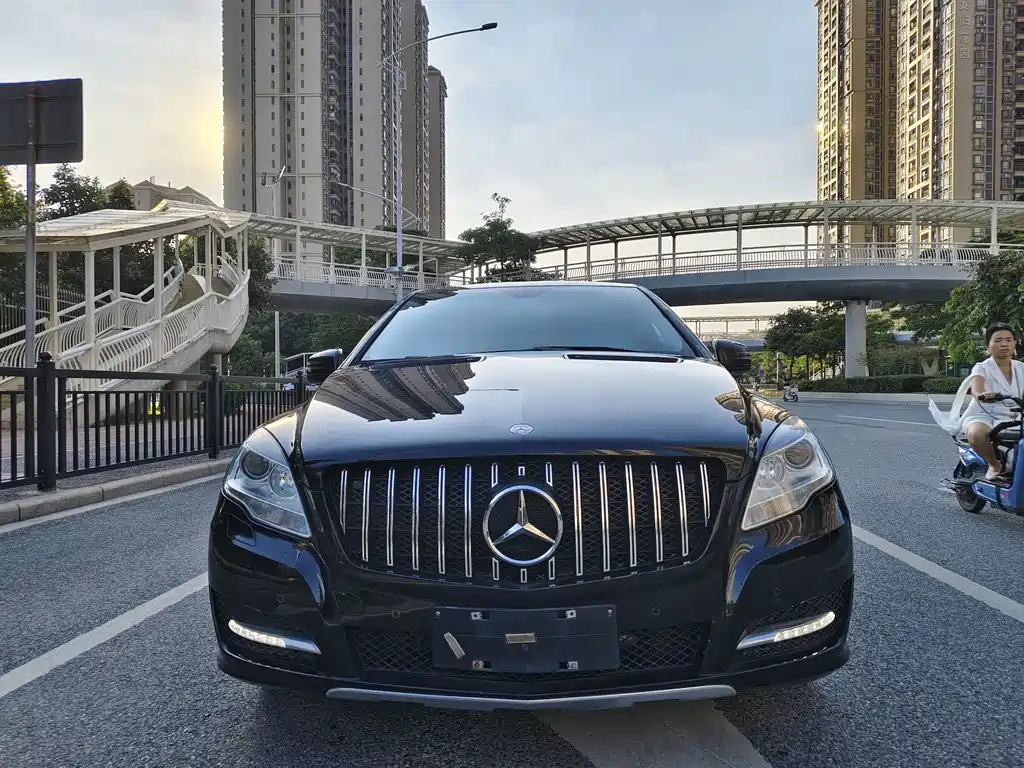 MERCEDES-BENZ R CLASS