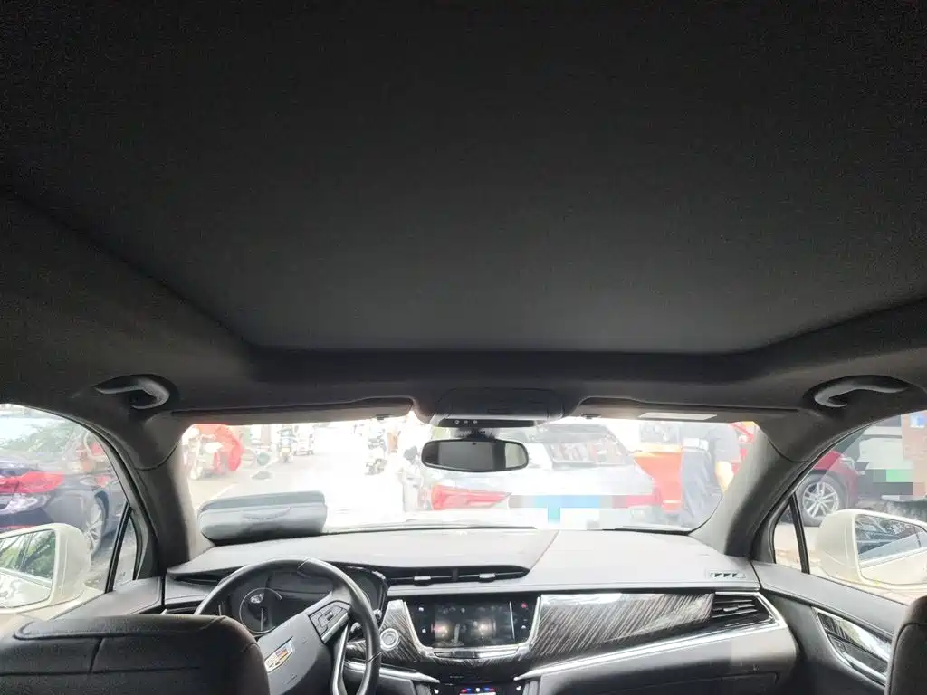 Cadillac XT6 — миниатюра 14
