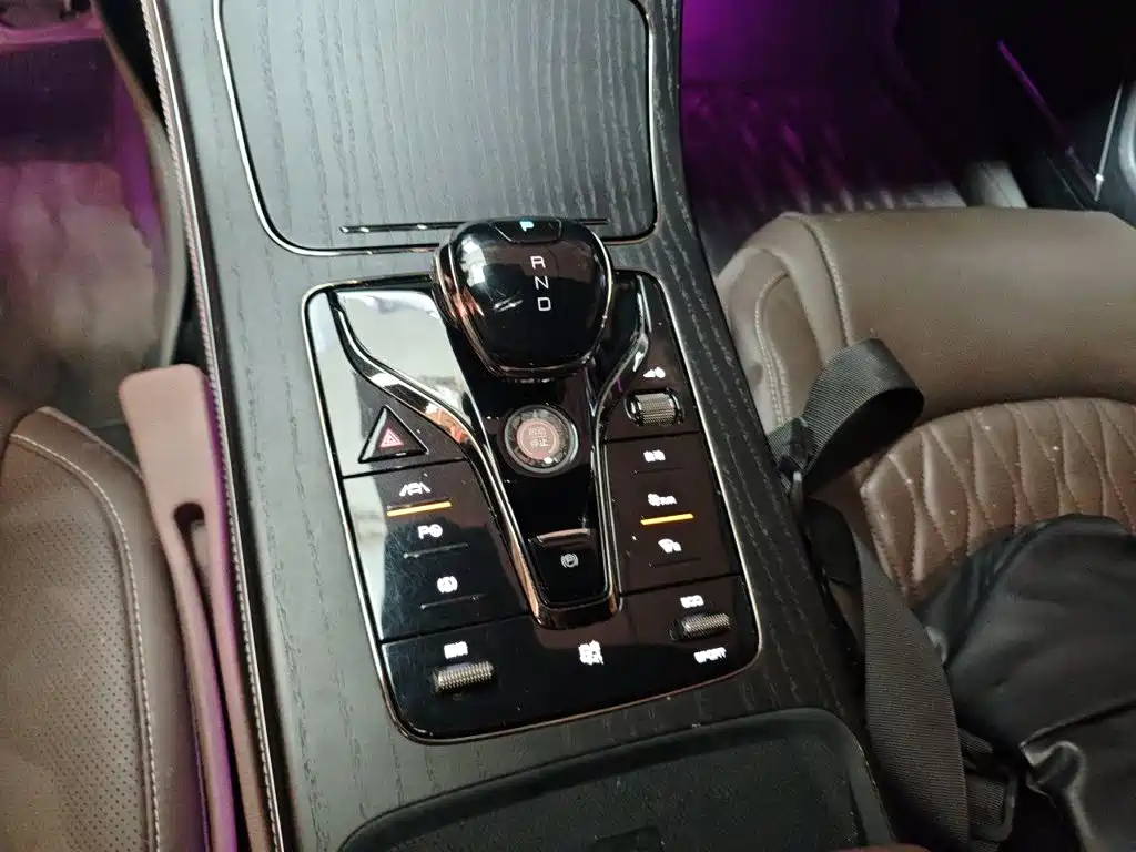 BYD Han — миниатюра 15