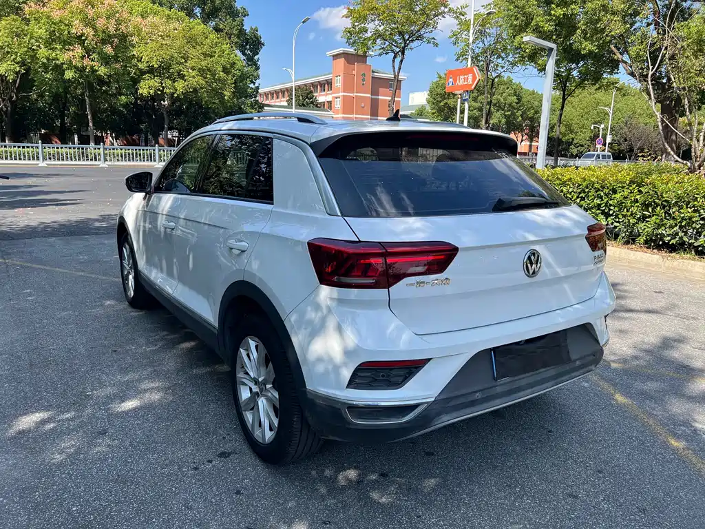 Volkswagen T-Roc — миниатюра 5