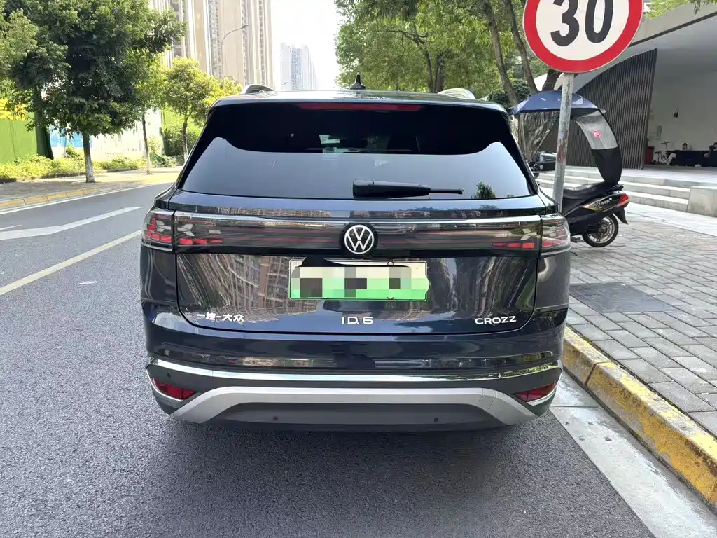 Volkswagen ID.6 Crozz — миниатюра 7