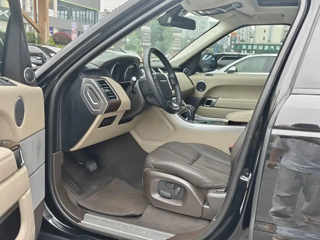 Land Rover Sport — миниатюра 8