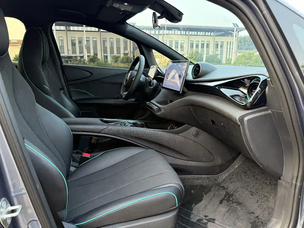 BYD Dolphin — миниатюра 6