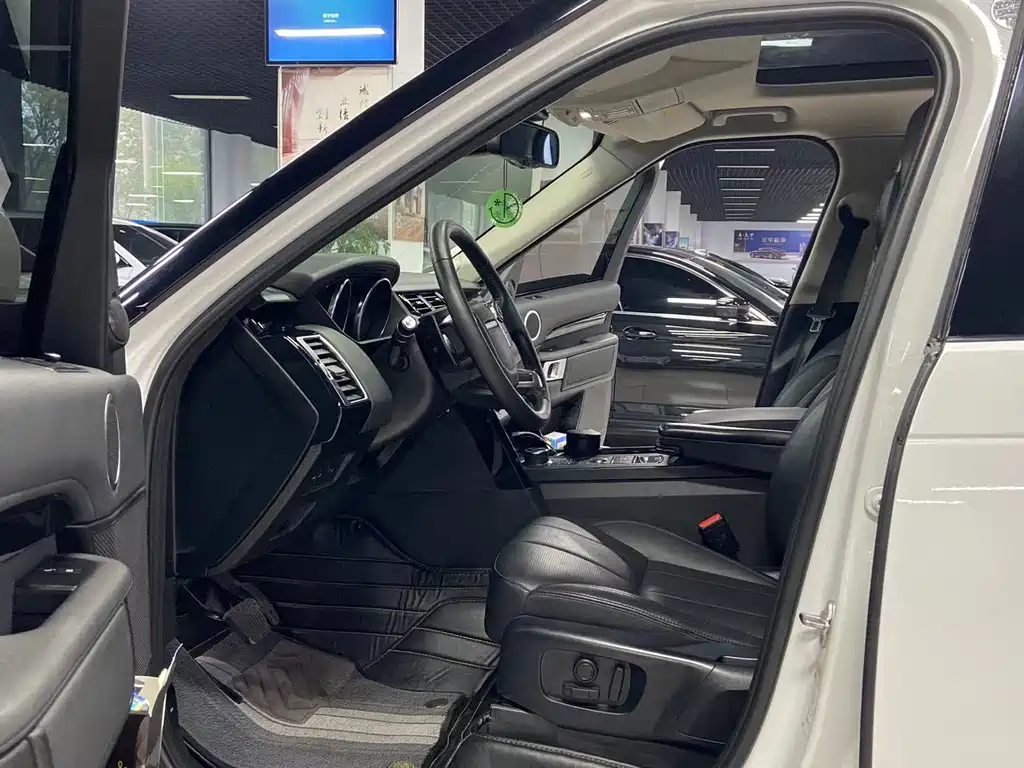 Land Rover Discovery 2018 2.0T SE