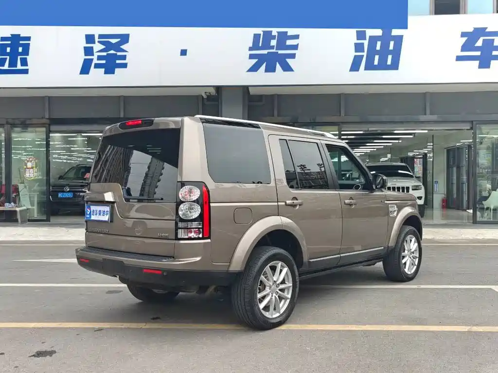 Land Rover Discovery — миниатюра 5