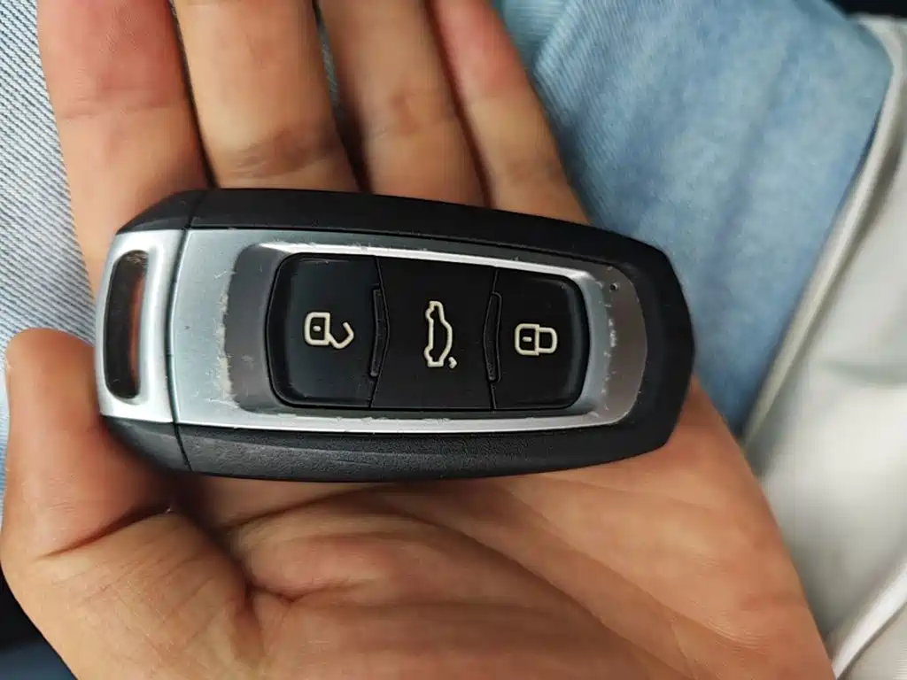 Geely Emgrand — миниатюра 9