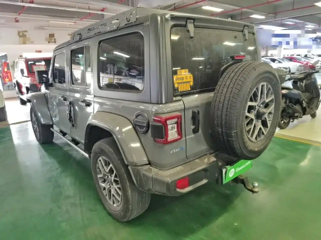 Jeep Wrangler PHEV — миниатюра 5