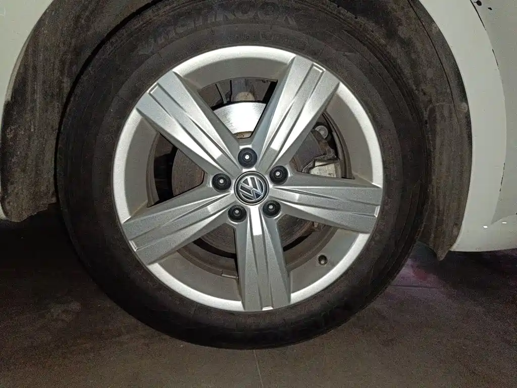 Volkswagen Lavida — миниатюра 26