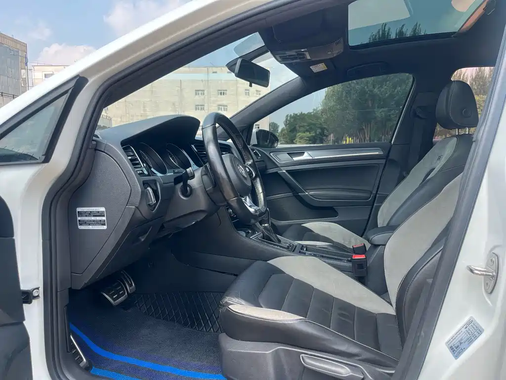 Volkswagen Golf — миниатюра 4