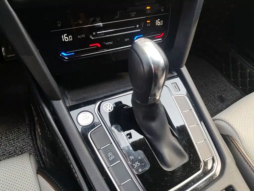 Volkswagen Magotan — миниатюра 14