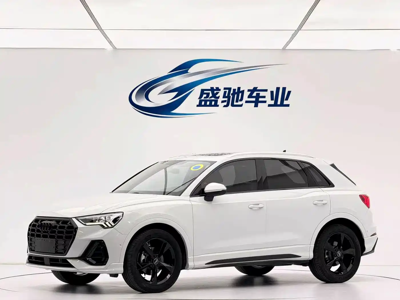奥迪Q3 2022款 35 TFSI 时尚动感型 2022