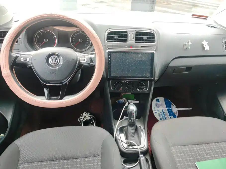 Volkswagen Polo — миниатюра 12